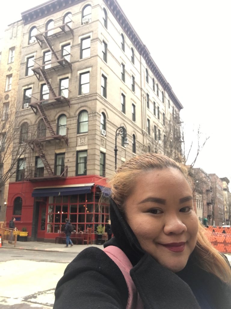 Visiting that "Friends" apartment building in New York City