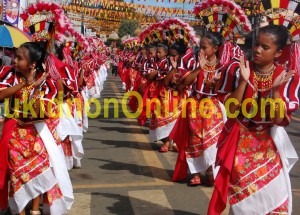 Kaamulan Dancers (BukidnonOnline.com)