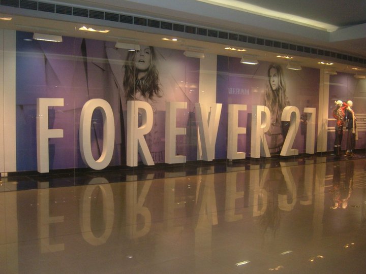 Forever 21 Manila facade