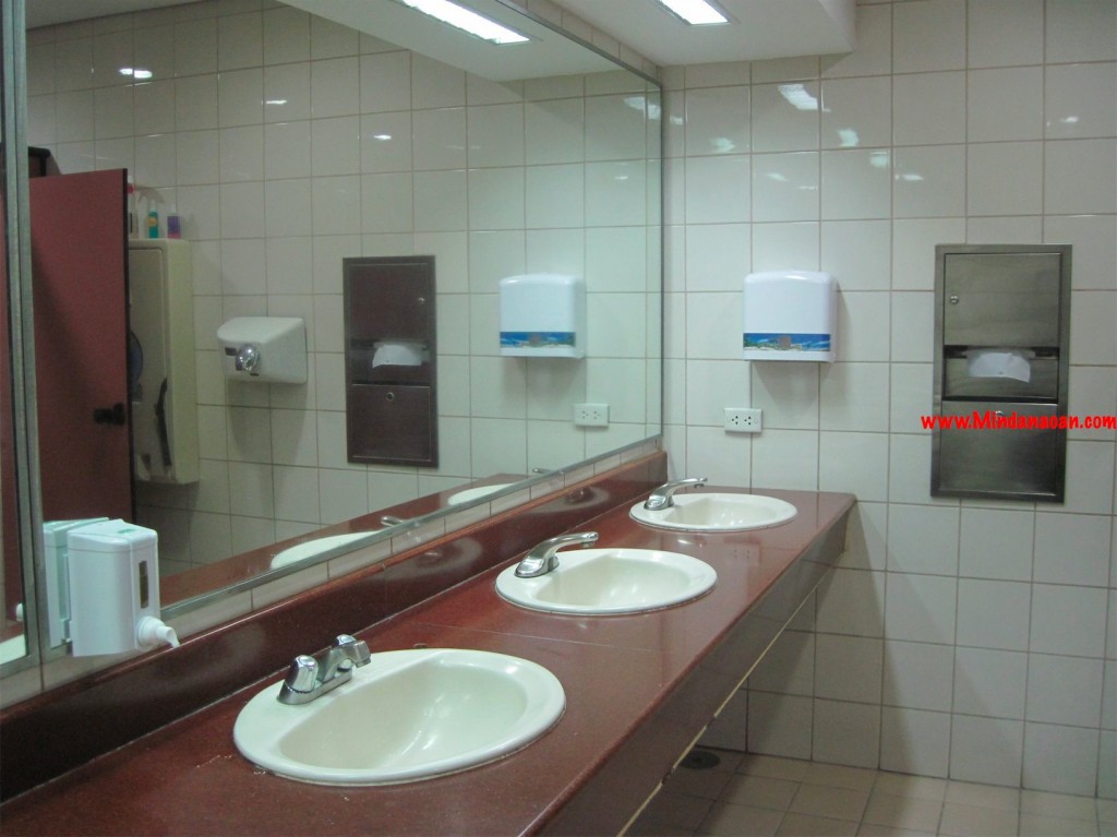 davao airport washroom